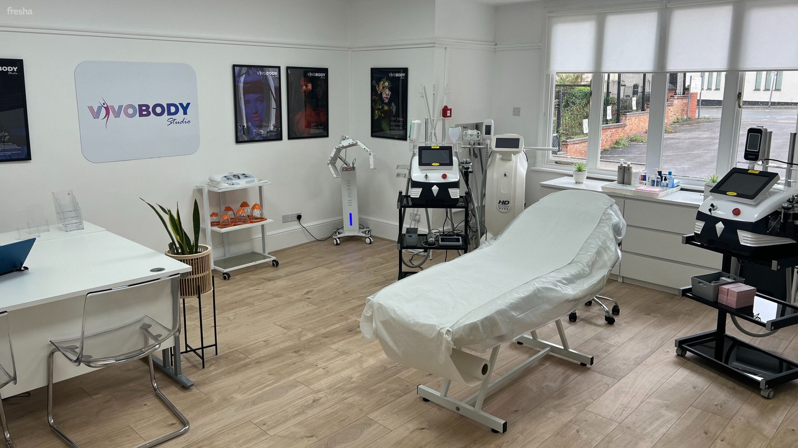 Fat Freezing Clinic- Vivo Body Studio, Nottingham, UK