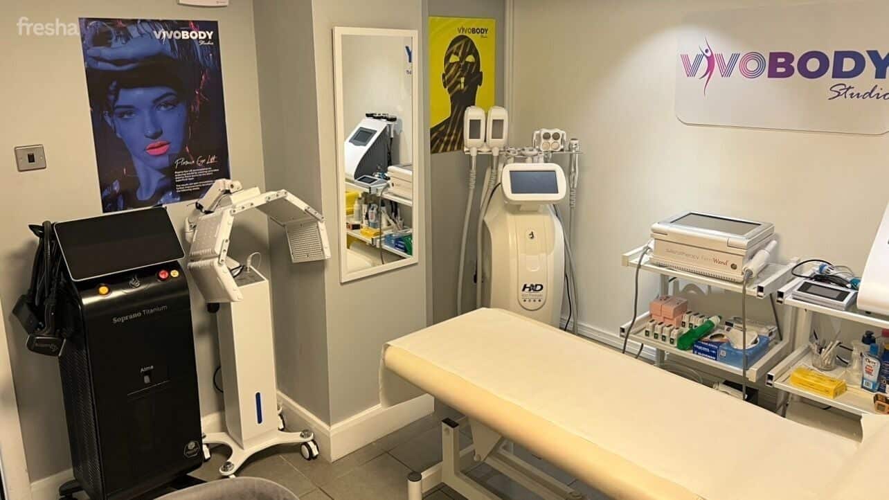Fat Freezing Treatment Clinic- Cryolipolysis - Fat Reduction- Vivo Body Studio, Portman Square, London
